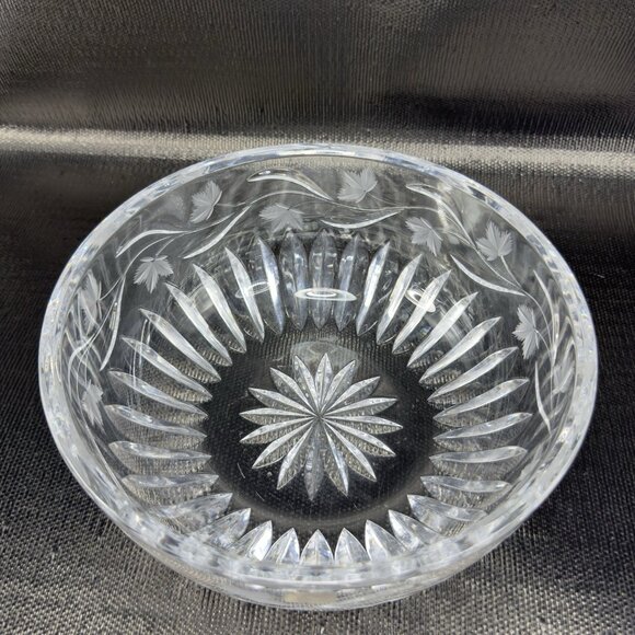 ROGASKA Clear Crystal Glass Bowl Dish Container Heavy Etched 8inch Serving Bowl - Picture 9 of 12
